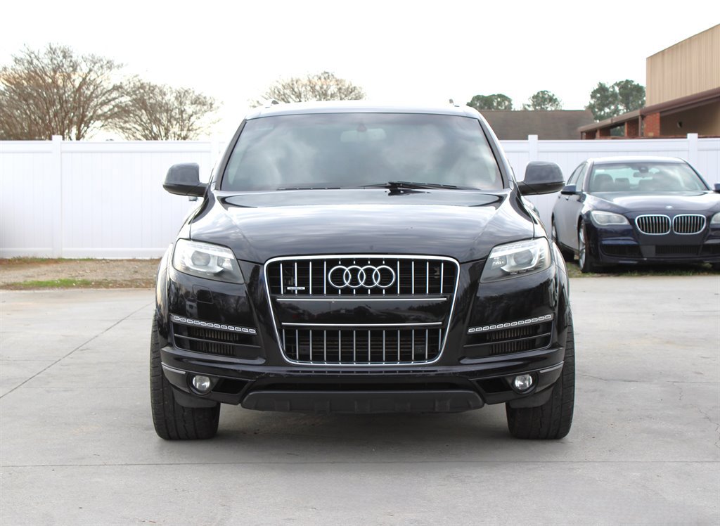 Used 2013 Audi Q7 TDI Prestige w/ Prestige Pkg image 2