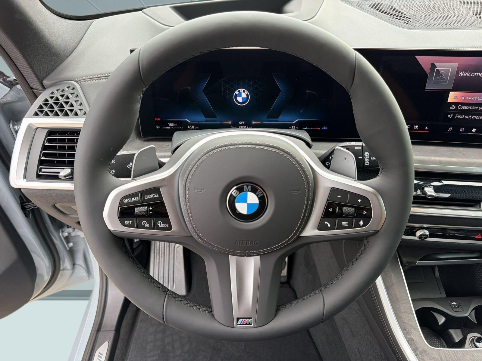 New 2026 BMW X5 xDrive40i w/ M Sport Package AWD/4WD image 10