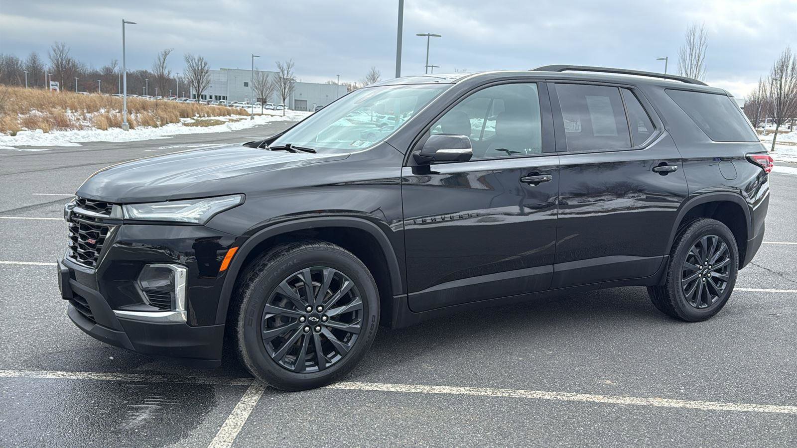 Used 2023 Chevrolet Traverse RS w/ LPO, Cargo Package image 13