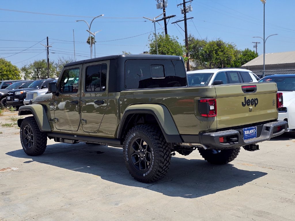 New 2026 Jeep Gladiator Sport AWD/4WD image 5
