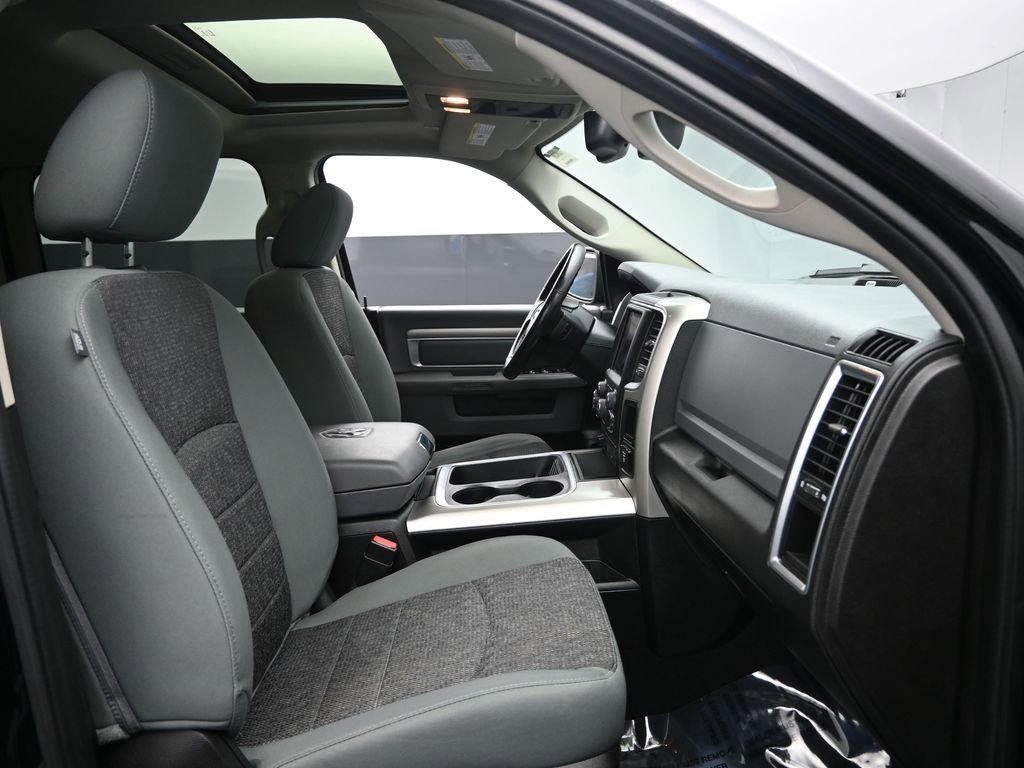 Used 2019 RAM 1500 Classic SLT w/ Black Appearance Group image 33