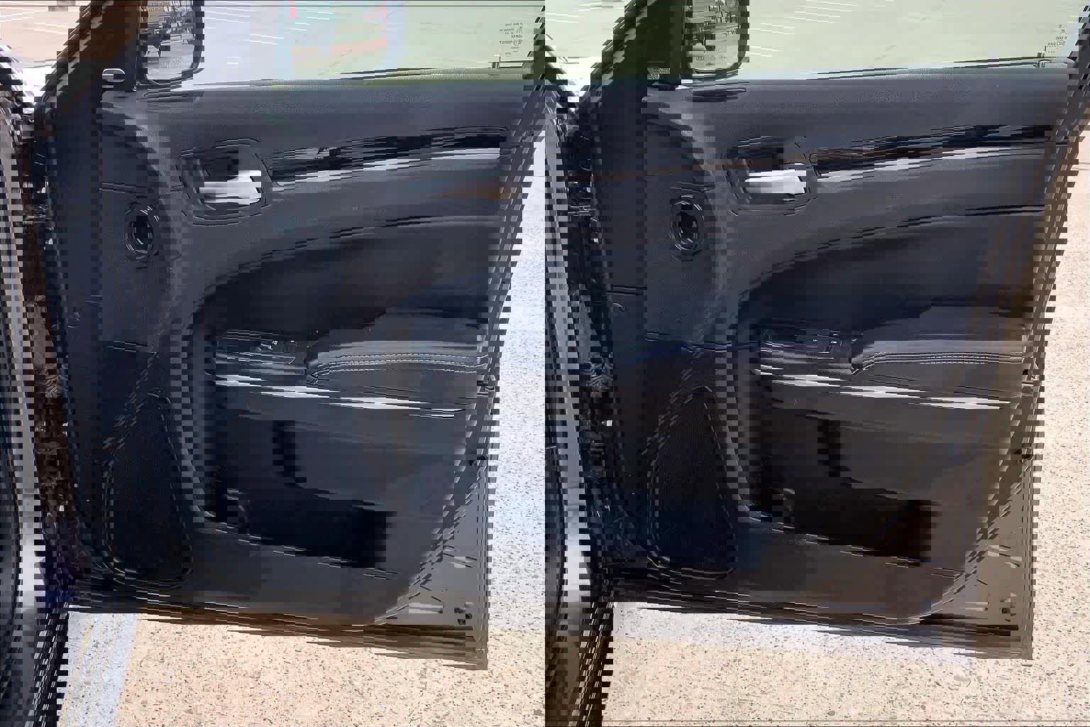 Used 2023 Chrysler 300 S image 23