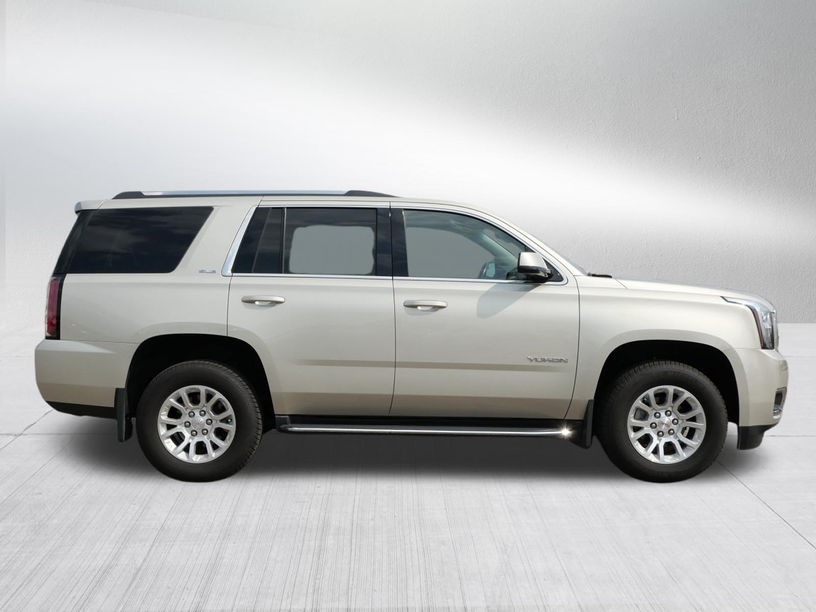 Used 2015 GMC Yukon SLE w/ Convenience Package AWD/4WD image 8