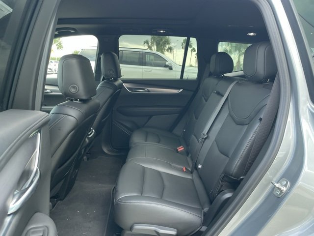 Certified 2024 Cadillac XT6 Luxury w/ LPO, Floor Liner Package image 17