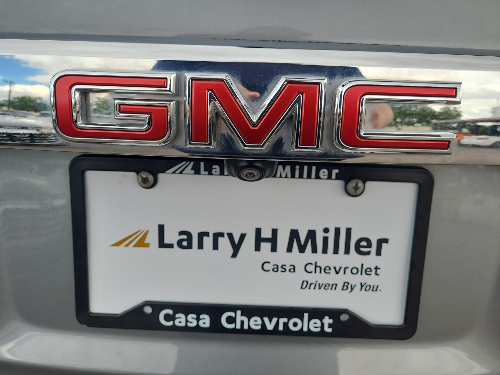 Used 2023 GMC Acadia Denali FWD image 16