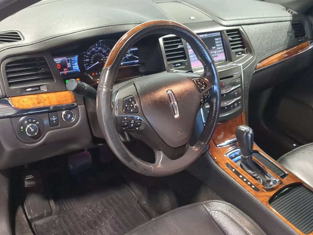 Used 2015 Lincoln MKS AWD w/ Equipment Group 201A image 12