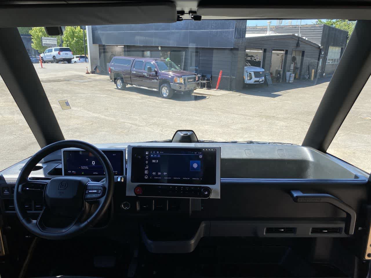 Used 2024 Chevrolet Brightdrop 600 w/ Commercial Equipment Package AWD/4WD image 12