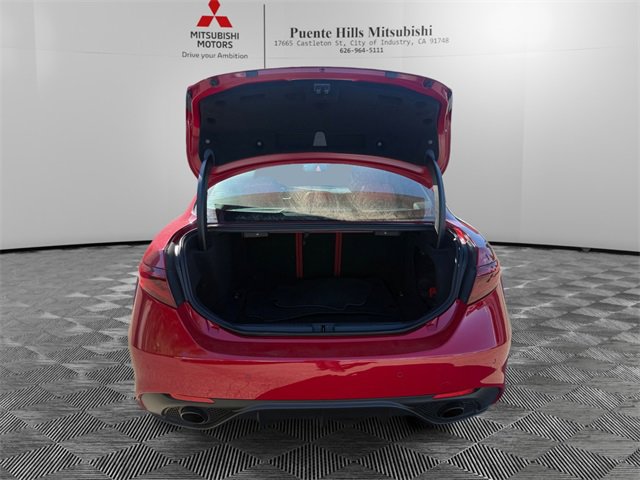 Used 2022 Alfa Romeo Giulia Veloce image 9