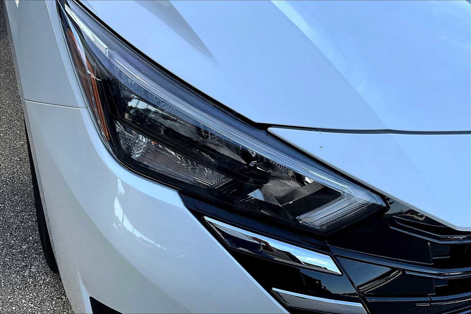 New 2025 Nissan Versa SV w/ Trunk Package image 18