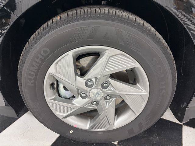 Used 2026 Hyundai Sonata SE FWD image 5