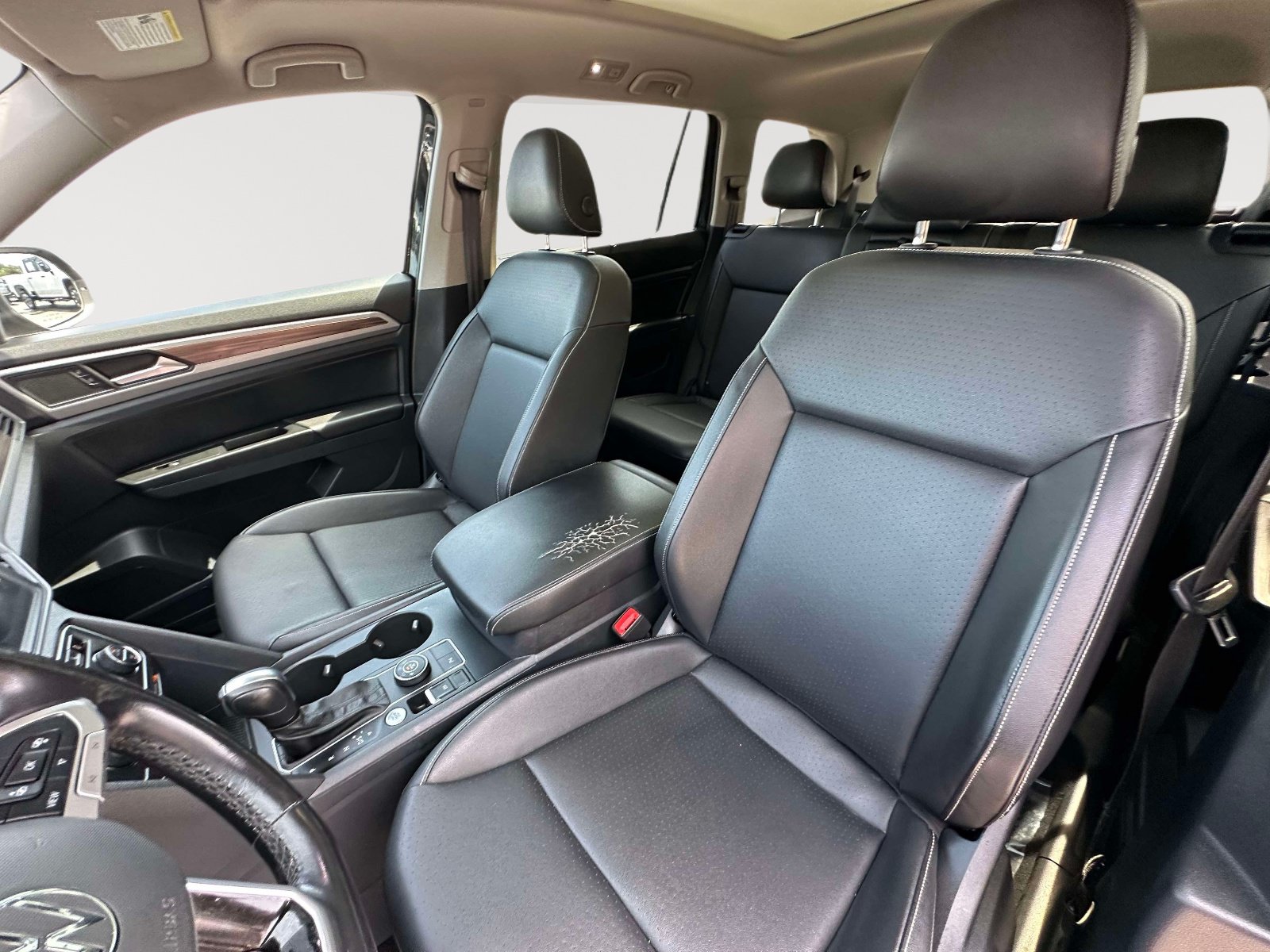 Used 2021 Volkswagen Atlas SE w/ Panoramic Sunroof Package AWD/4WD image 24