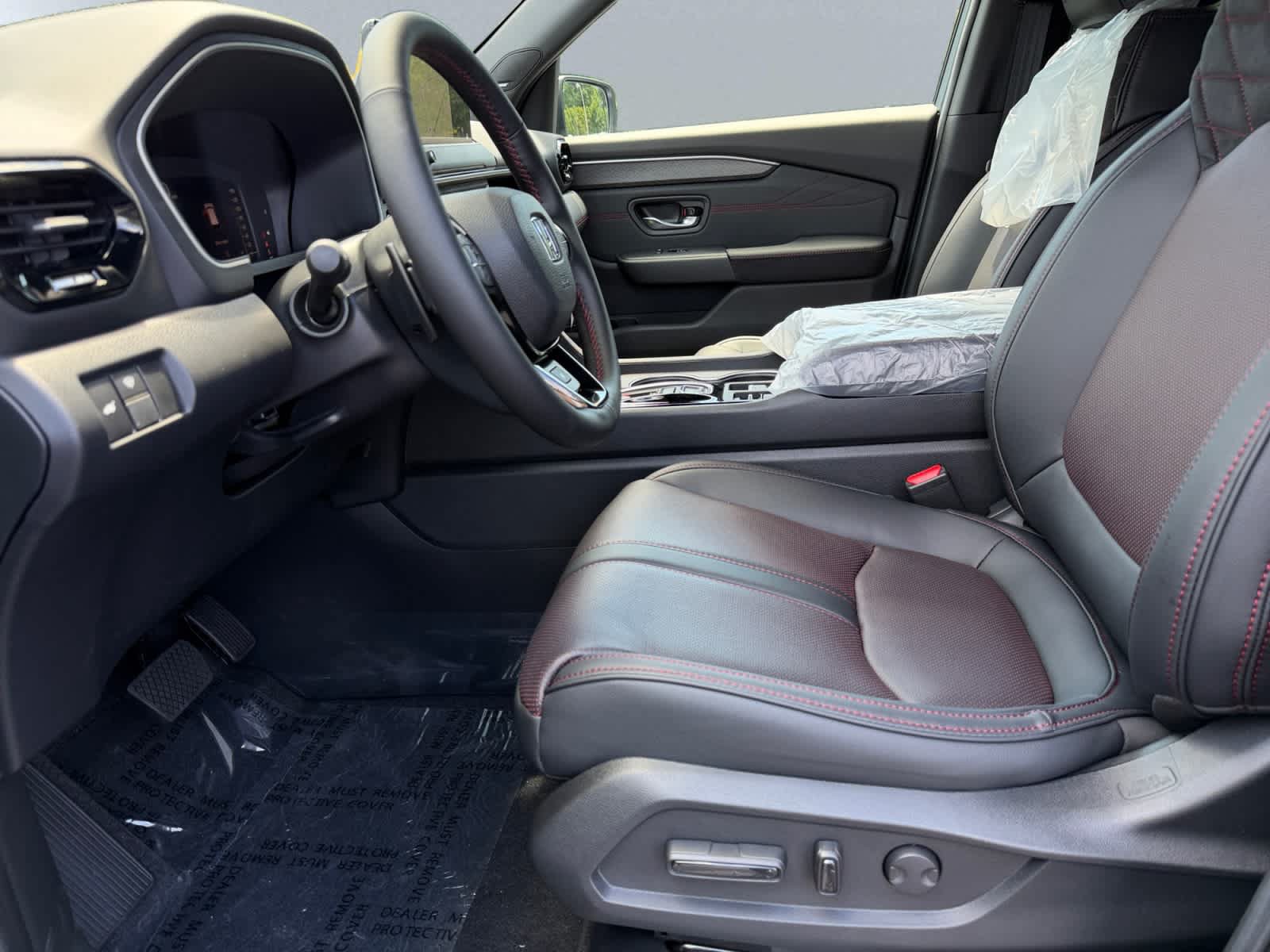 New 2026 Honda Pilot Black Edition image 6