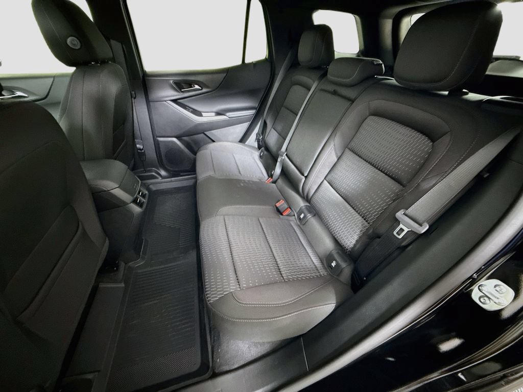 New 2027 Chevrolet Equinox LT w/ Safety and Technology Package FWD image 23