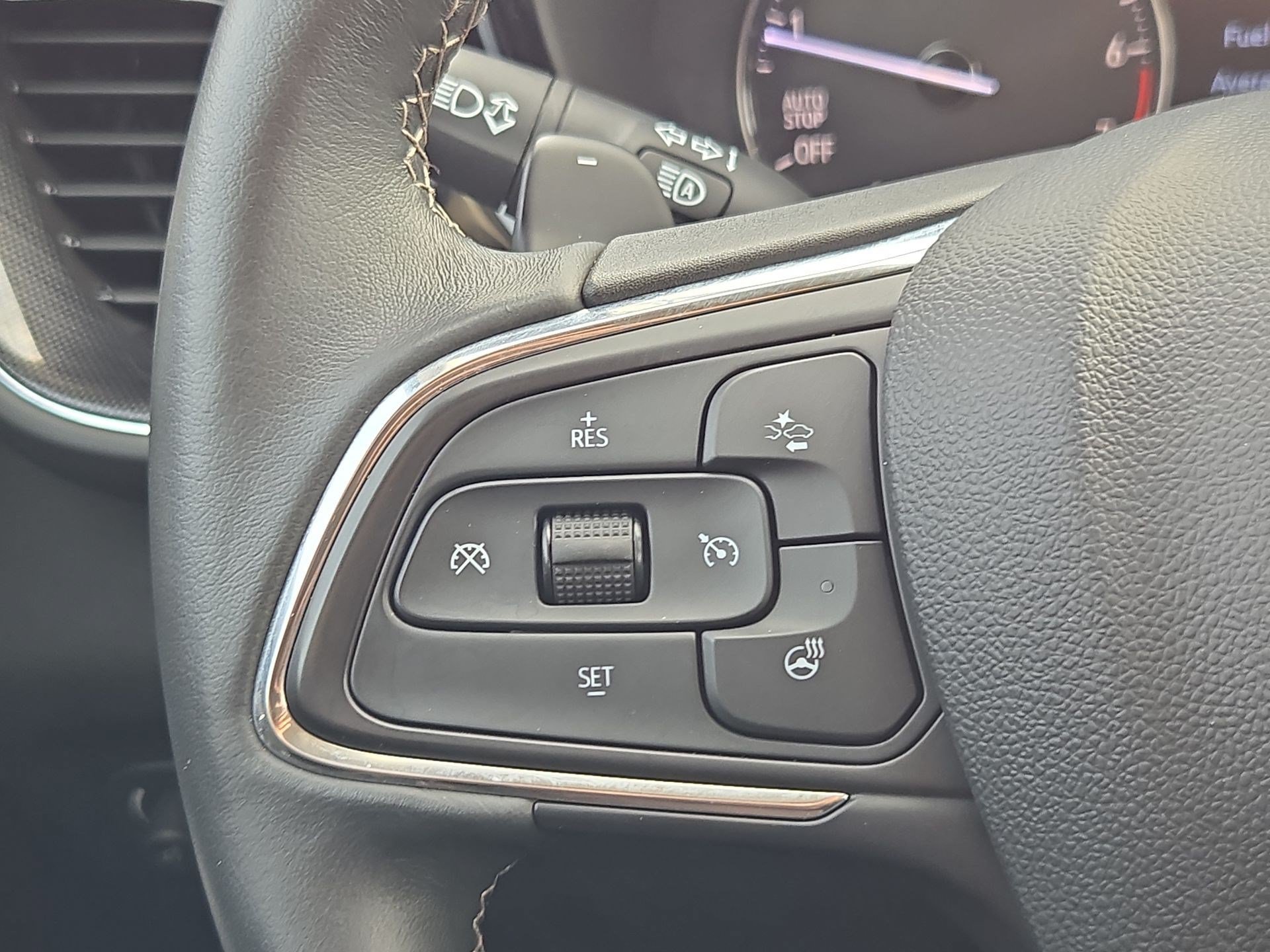 Used 2023 Buick Envision Essence FWD image 17
