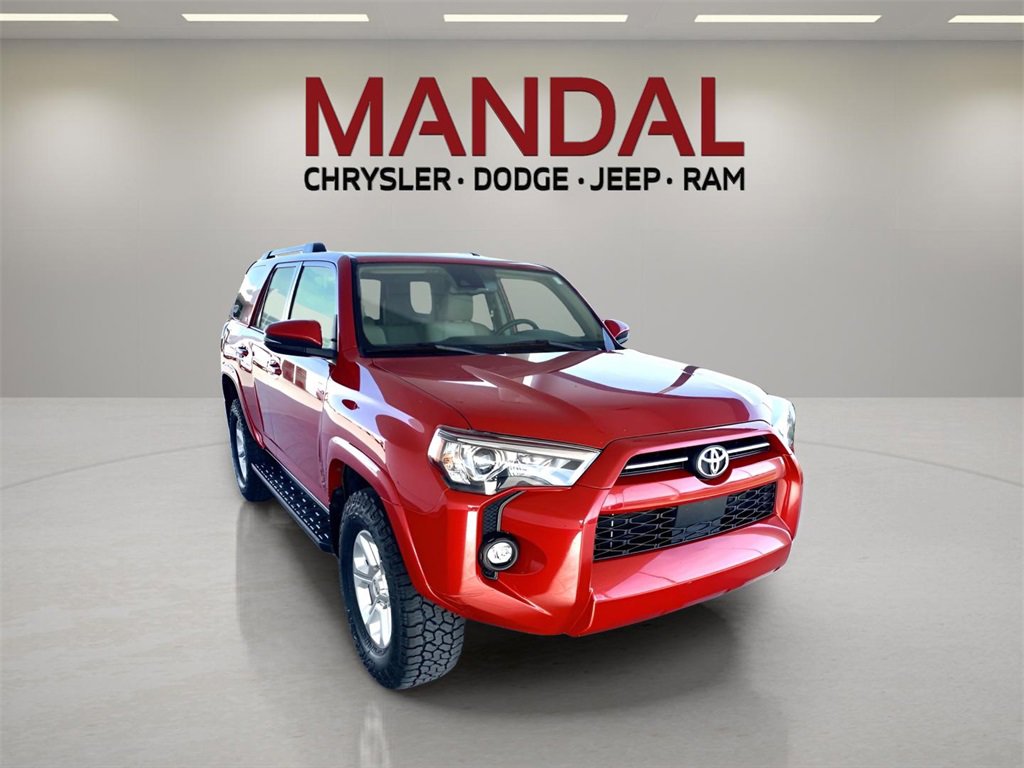 Used 2022 Toyota 4Runner SR5 Premium image 4