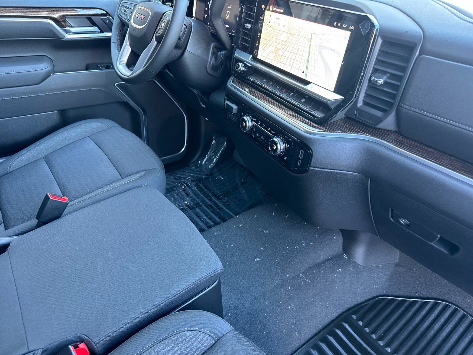 New 2026 GMC Sierra 1500 SLE RWD image 16