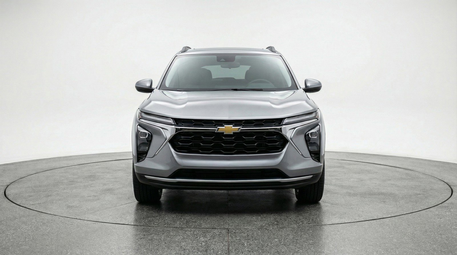 Used 2025 Chevrolet Trax LT image 2