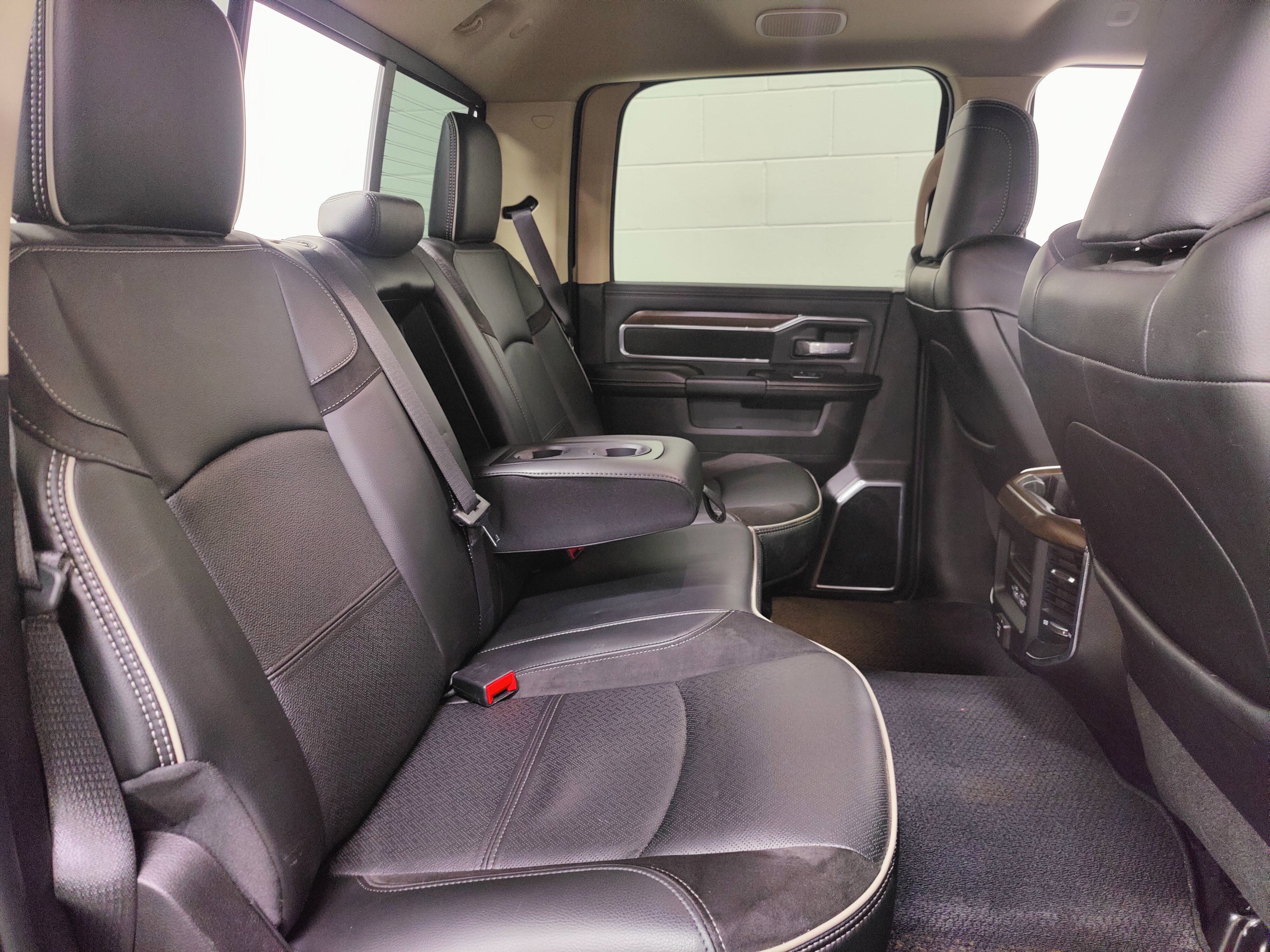 Used 2022 RAM 2500 Laramie AWD/4WD image 15