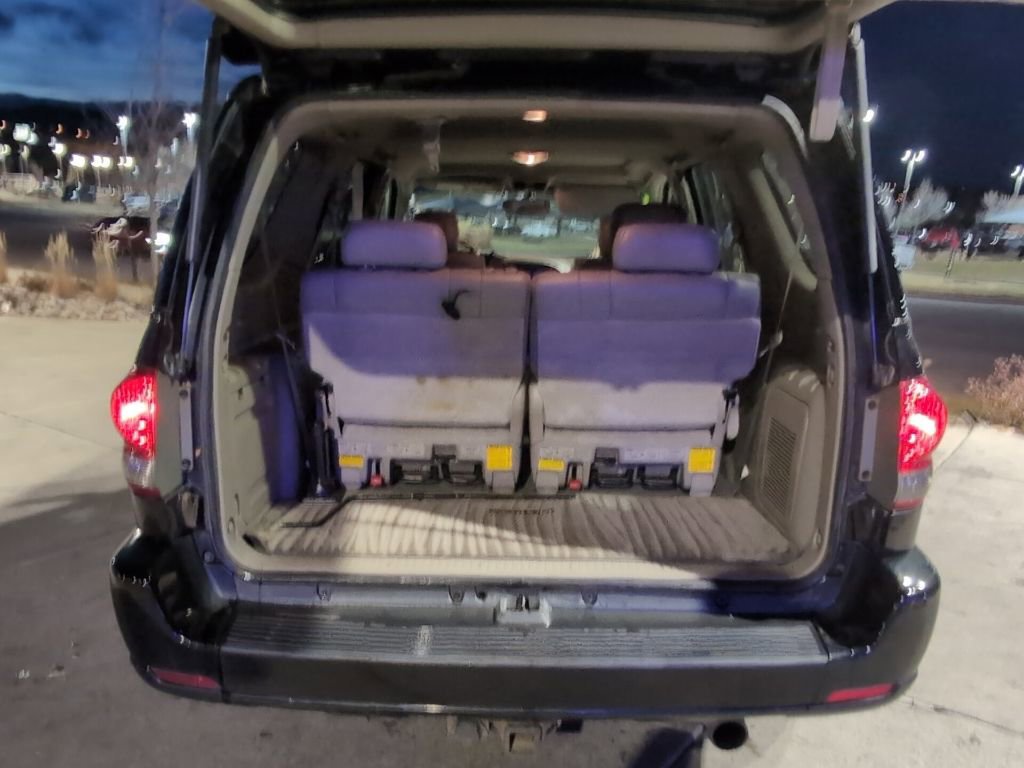 Used 2006 Toyota Sequoia Limited image 27