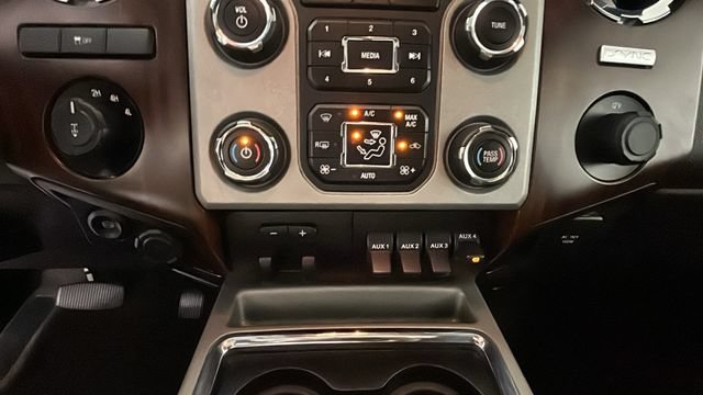 Used 2016 Ford F350 Lariat w/ Lariat Ultimate Package AWD/4WD image 22