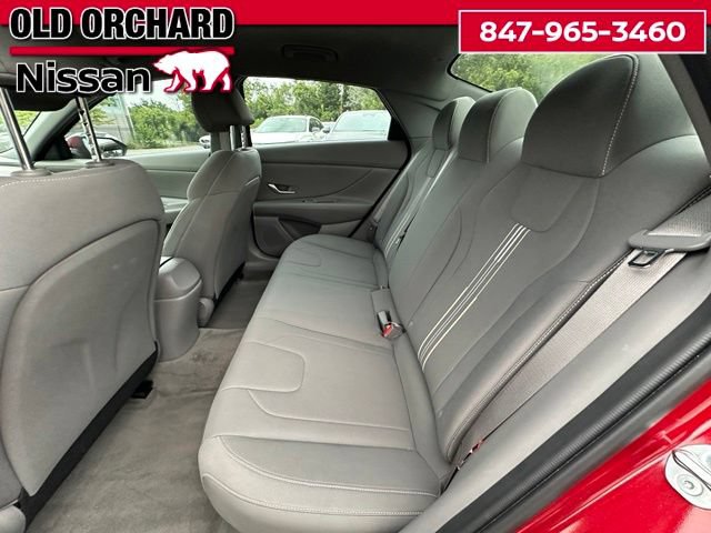 Used 2023 Hyundai Elantra Blue FWD image 11