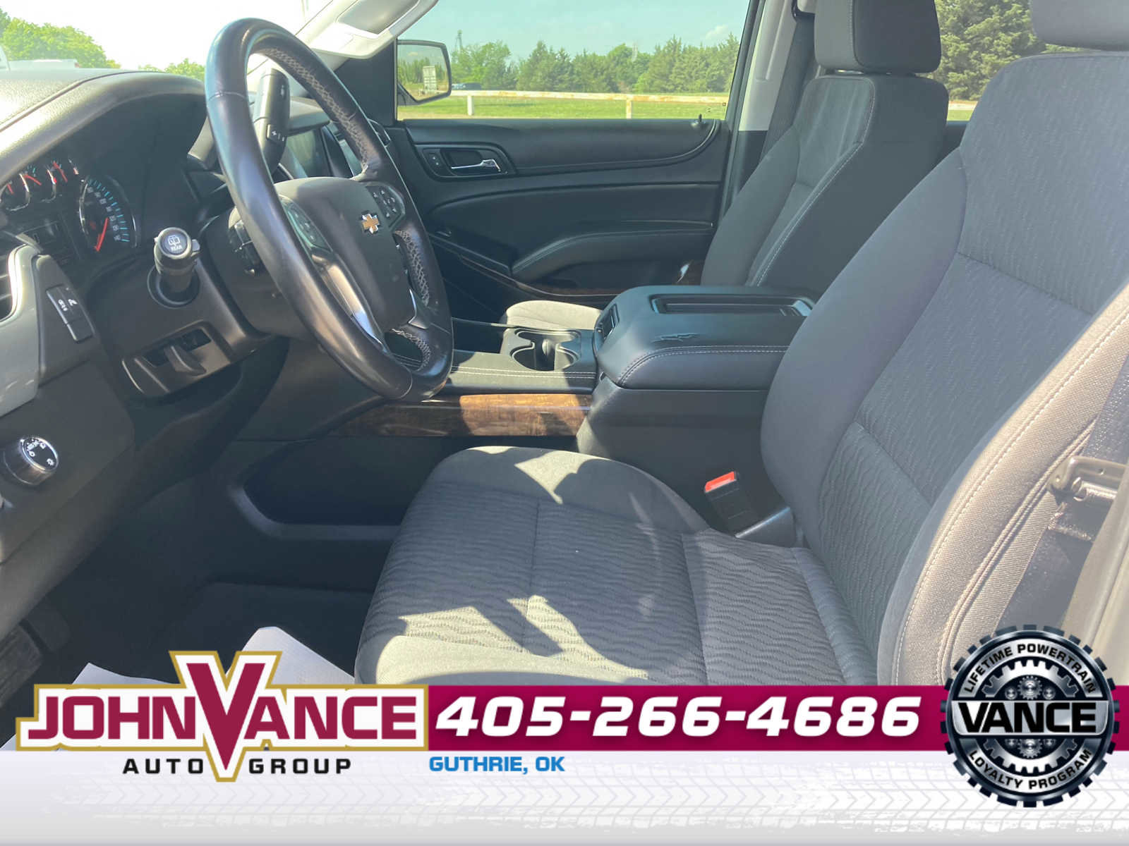 Used 2018 Chevrolet Tahoe LS RWD image 3