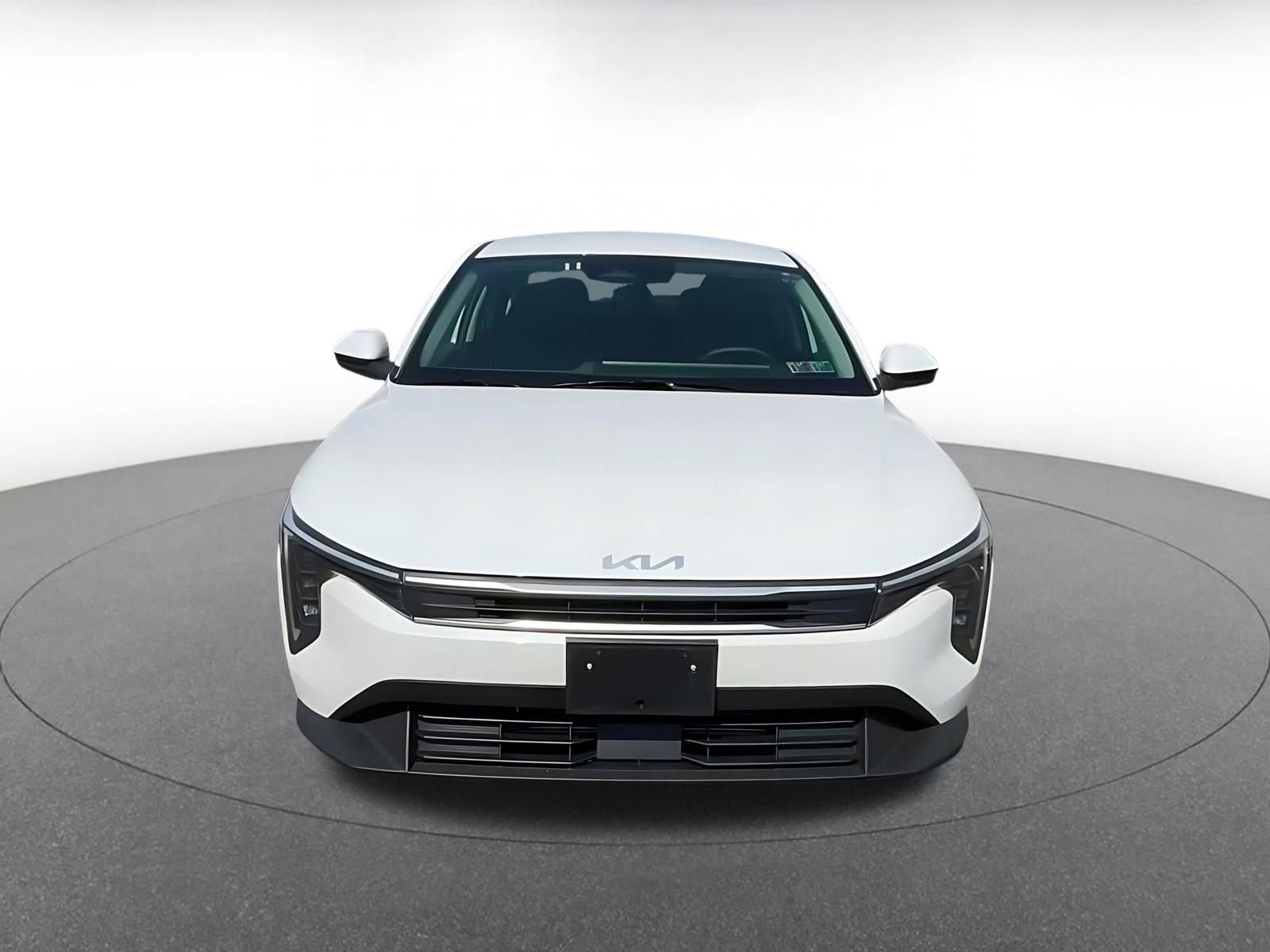 Used 2025 Kia K4 LXS image 5