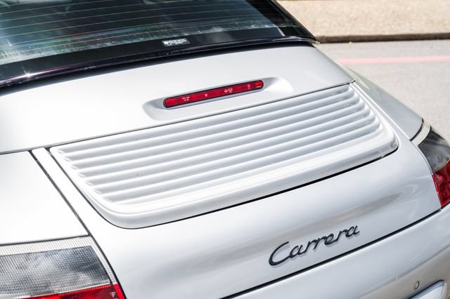 Used 2003 Porsche 911 Carrera RWD image 25