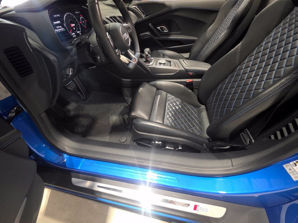 Used 2020 Audi R8 V10 AWD/4WD image 14