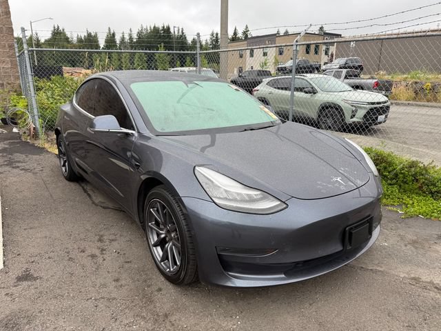 Used 2020 Tesla Model 3 Standard Range RWD image 10