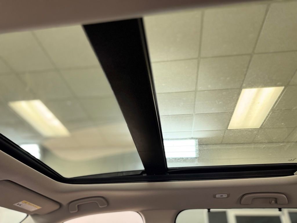 New 2026 Honda Pilot Touring image 17