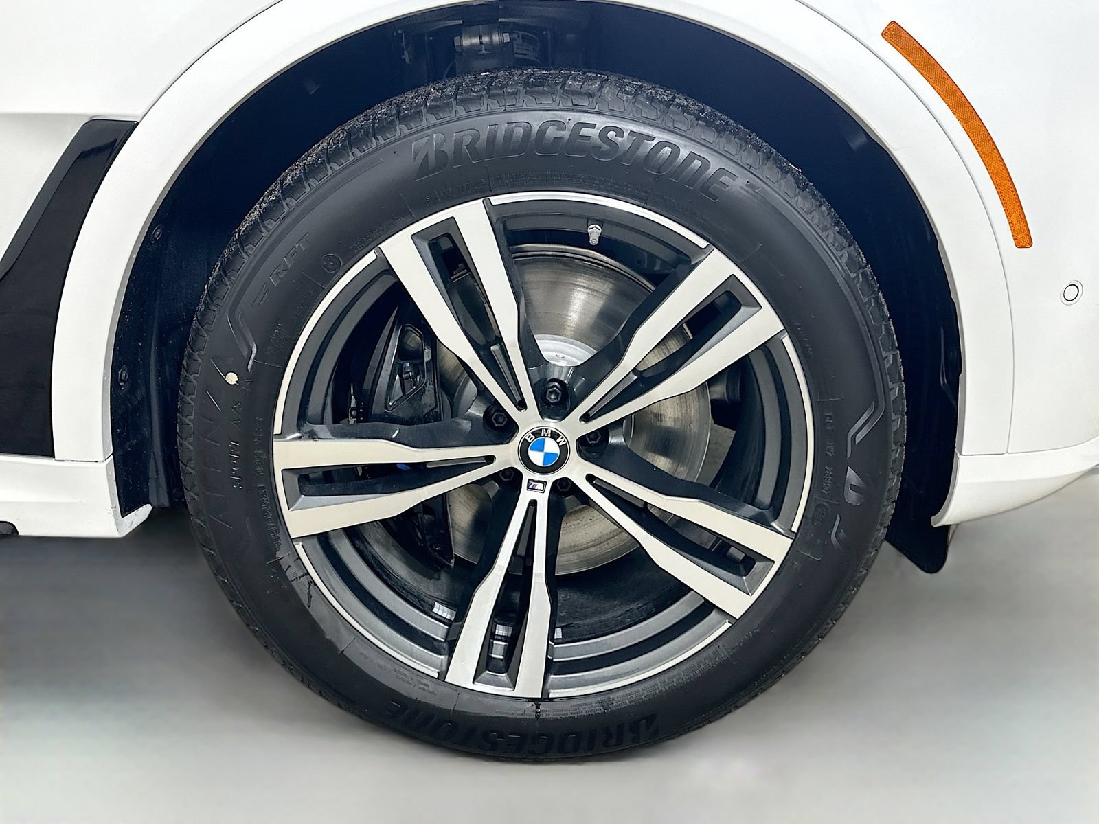 New 2027 BMW X7 xDrive40i w/ M Sport Package AWD/4WD image 10