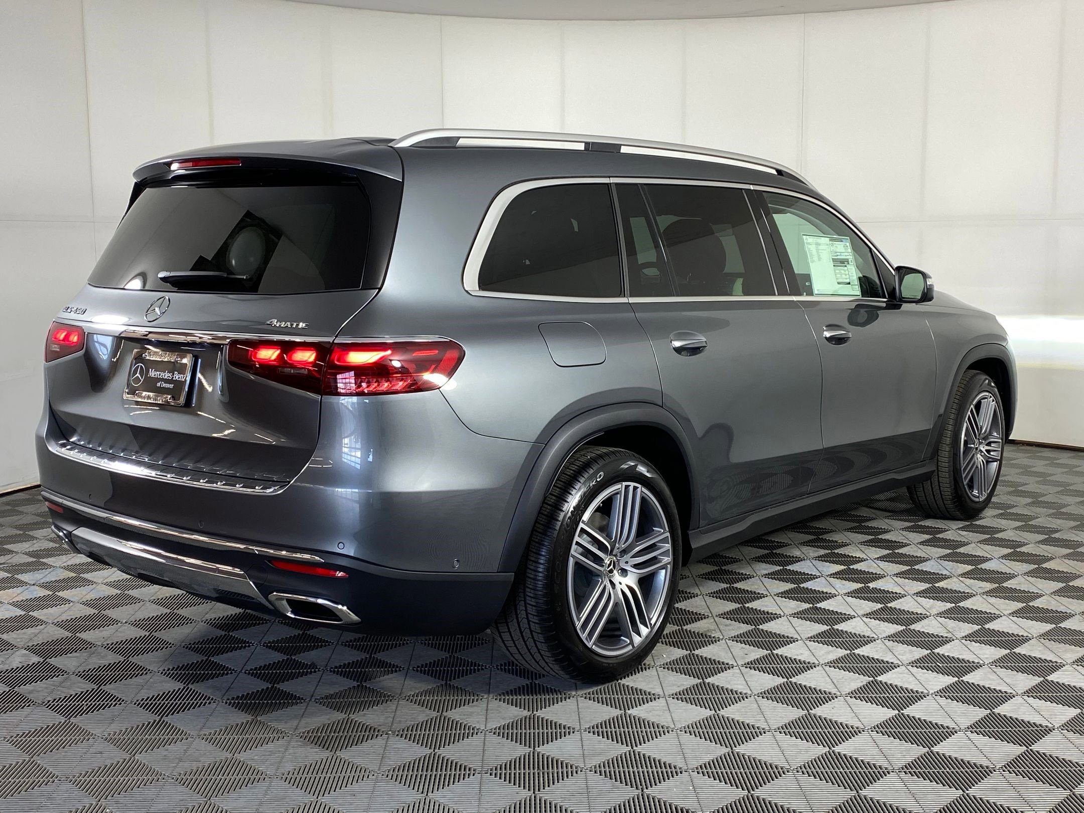 New 2025 Mercedes-Benz GLS 450 4MATIC image 8