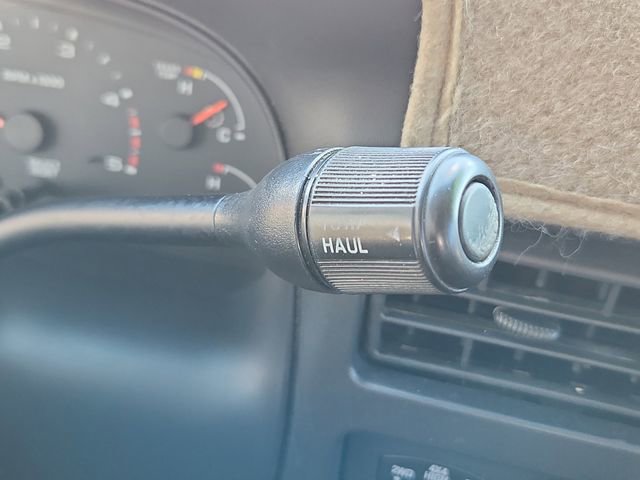 Used 2005 Ford Excursion Eddie Bauer image 26