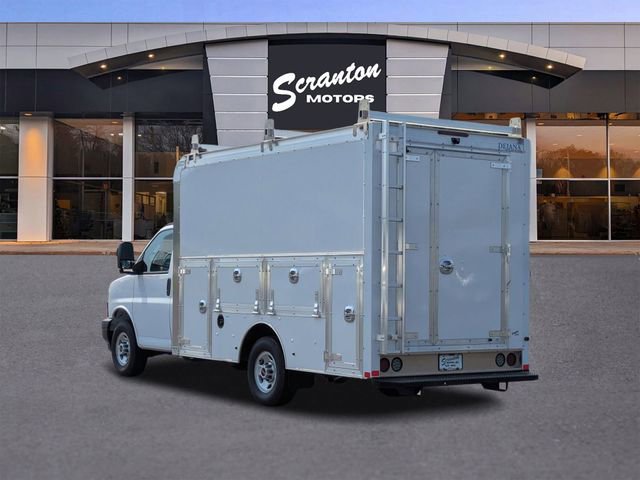 New 2024 GMC Savana 3500 w/ Power Convenience Package RWD image 3