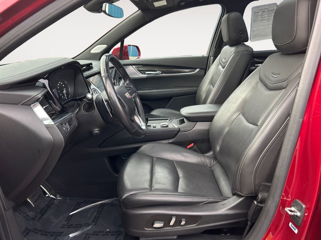 Used 2020 Cadillac XT6 Sport image 16