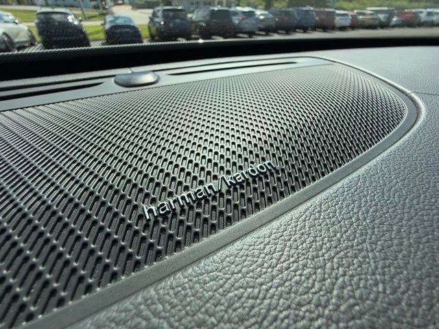 Used 2023 Volvo XC90 T8 Ultimate w/ Protection Package Premier image 34