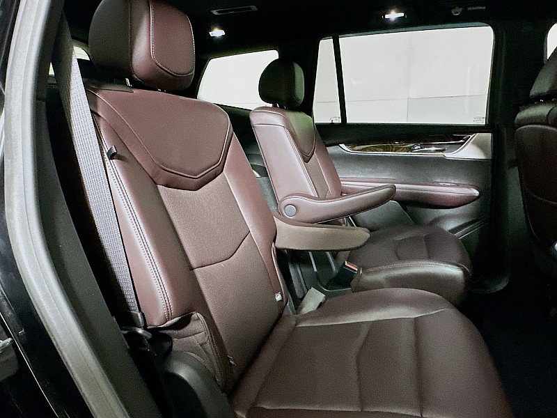 Used 2020 Cadillac XT6 Premium Luxury image 19