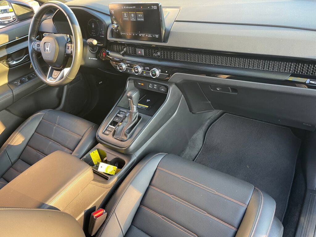 Used 2023 Honda CR-V Sport Touring image 32