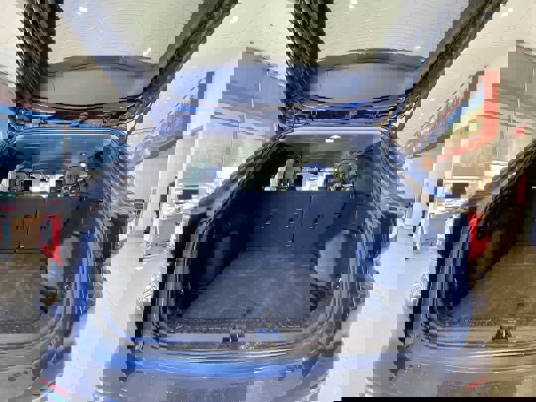 Used 2018 Chevrolet Equinox Premier image 26