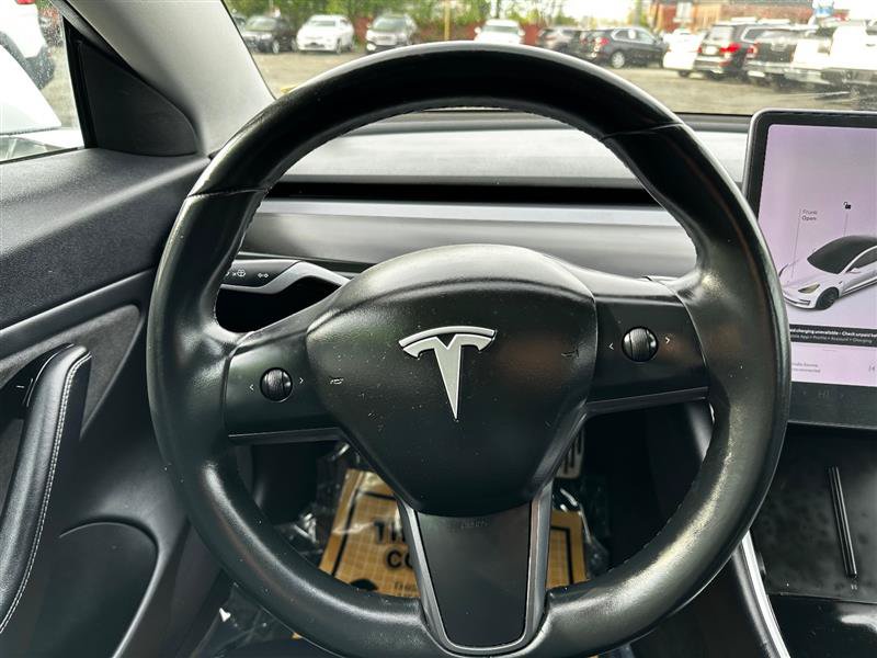 Used 2018 Tesla Model 3 Long Range RWD image 33