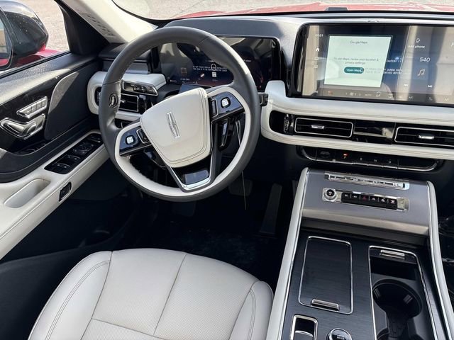 New 2026 Lincoln Aviator 2WD w/ Jet Appearance Package image 14