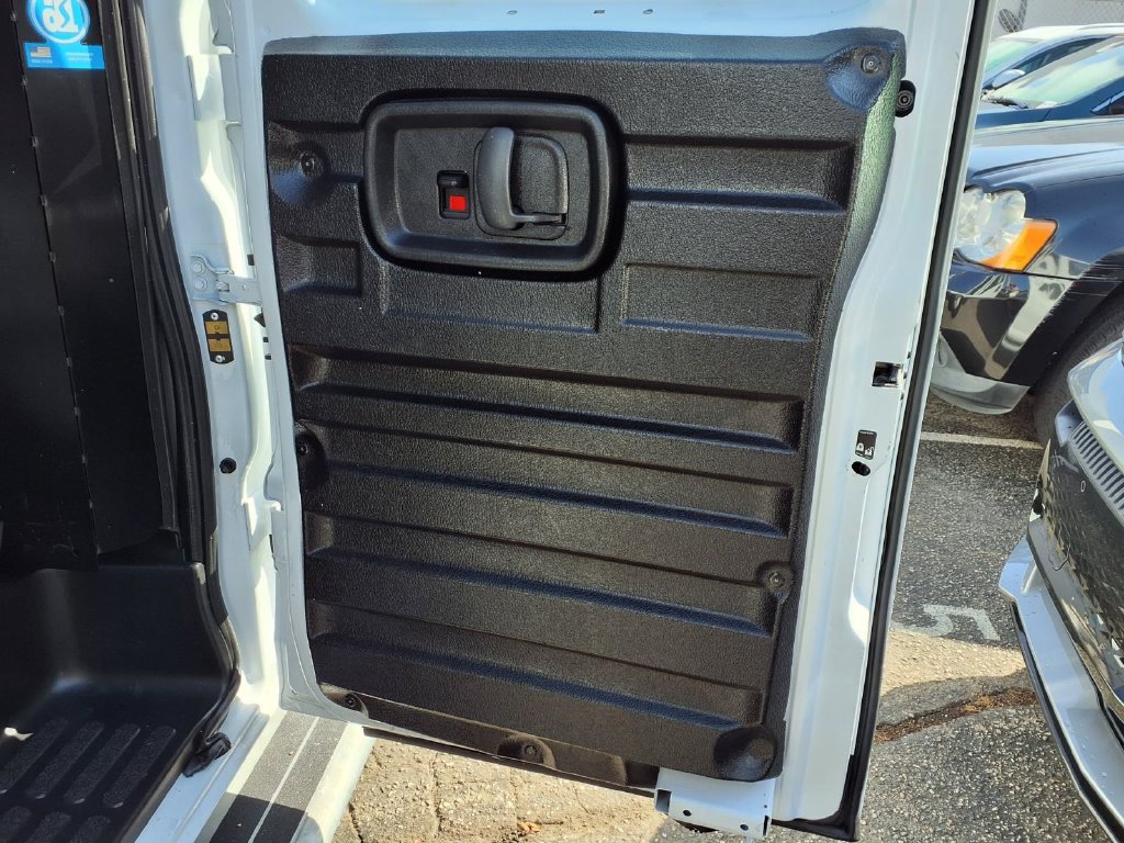 Certified 2024 GMC Savana 2500 w/ Driver Convenience Package RWD image 23
