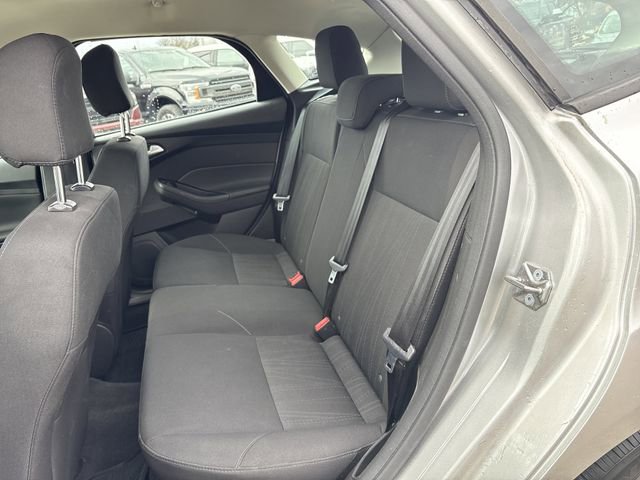 Used 2017 Ford Focus SE w/ SE Winter Package image 41
