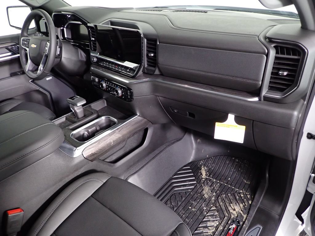 New 2026 Chevrolet Silverado 1500 LTZ w/ Z71 Off-Road Package image 30