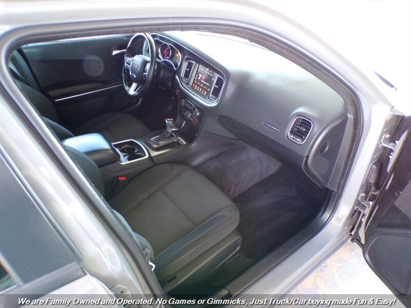 Used 2018 Dodge Charger GT AWD/4WD image 27