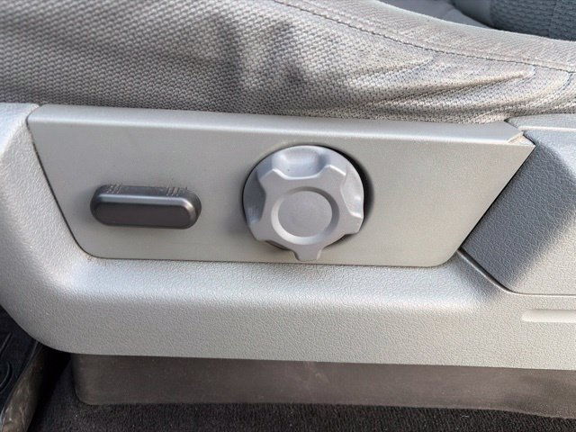 Used 2013 Ford F150 XLT w/ XLT Chrome Pkg AWD/4WD image 17