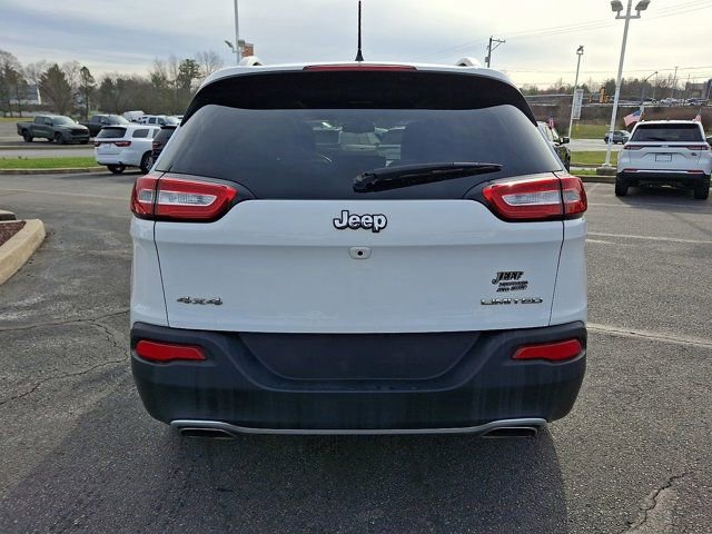 Used 2016 Jeep Cherokee Limited image 7