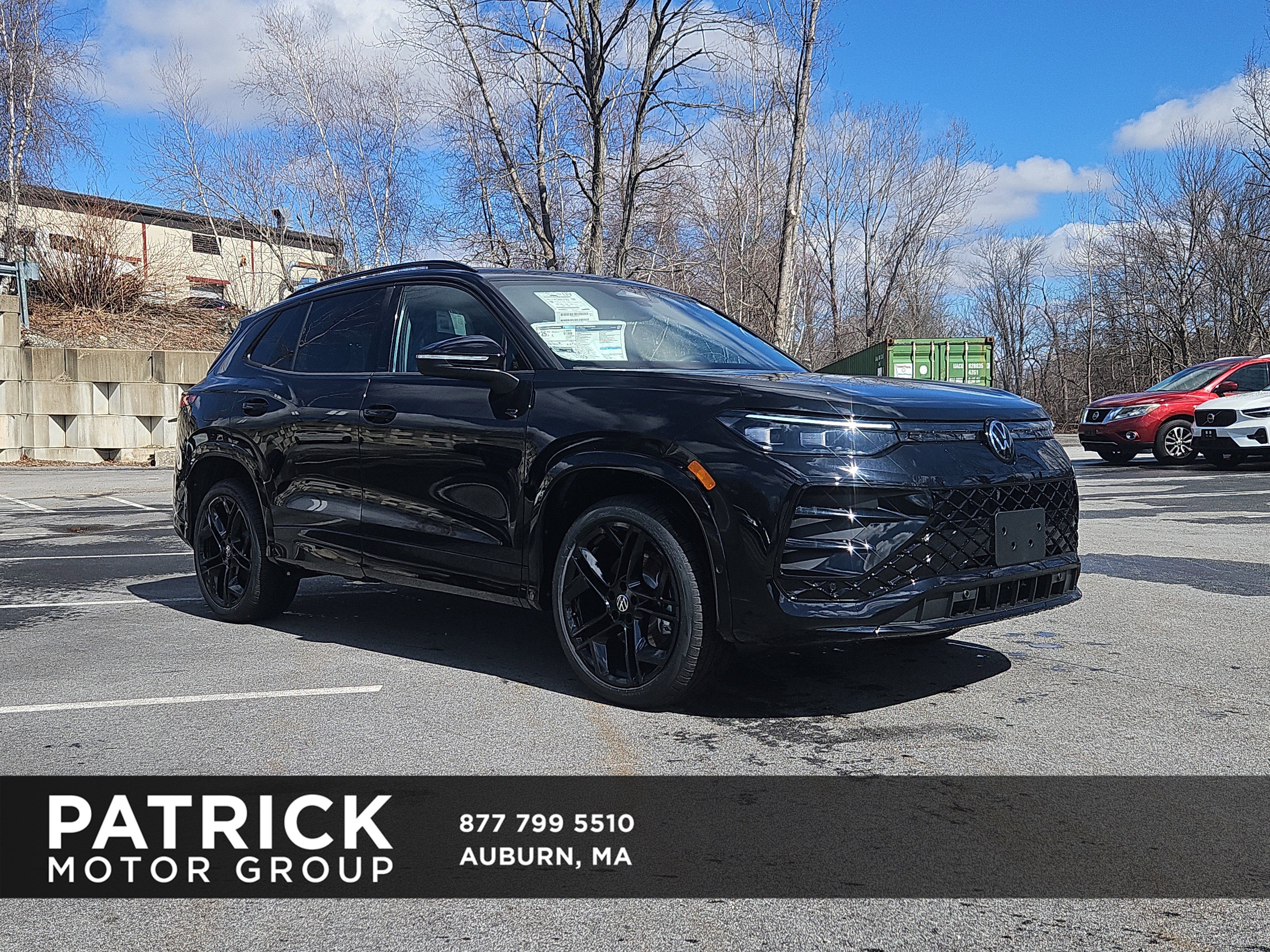 New 2026 Volkswagen Tiguan SE R-Line AWD/4WD image 1