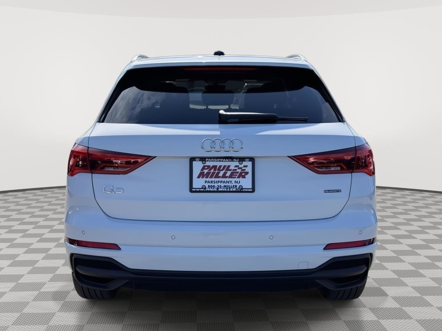 Used 2023 Audi Q3 2.0T Premium w/ Convenience Package image 5